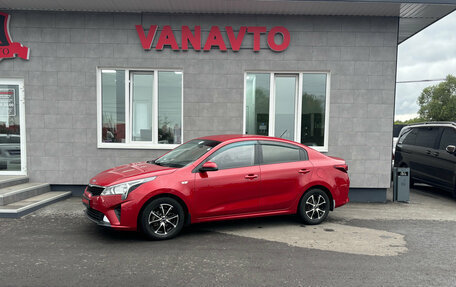 KIA Rio IV, 2021 год, 1 800 000 рублей, 1 фотография