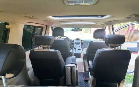 Hyundai Grand Starex Grand Starex I рестайлинг 2, 2012 год, 1 500 000 рублей, 9 фотография