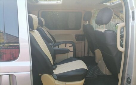 Hyundai Grand Starex Grand Starex I рестайлинг 2, 2012 год, 1 500 000 рублей, 14 фотография