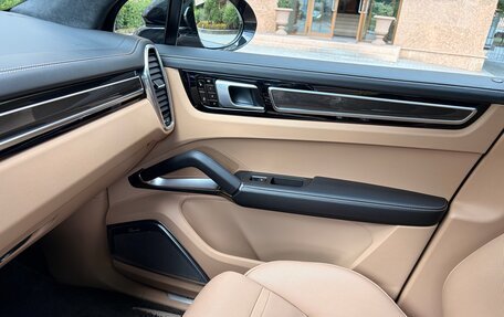Porsche Cayenne III, 2018 год, 13 200 000 рублей, 10 фотография