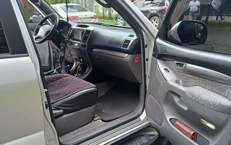 Toyota Land Cruiser Prado 120 рестайлинг, 2004 год, 1 650 000 рублей, 3 фотография