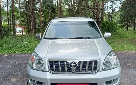 Toyota Land Cruiser Prado 120 рестайлинг, 2004 год, 1 650 000 рублей, 14 фотография
