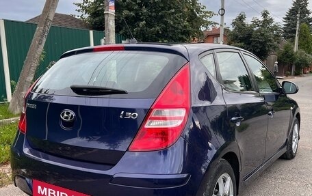 Hyundai i30 I, 2011 год, 825 000 рублей, 4 фотография