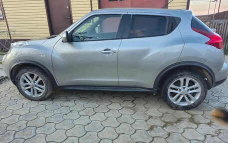Nissan Juke II, 2011 год, 900 000 рублей, 3 фотография