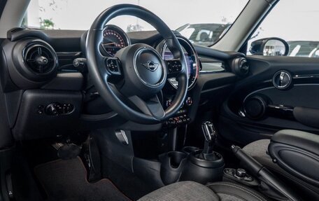 MINI Hatch, 2023 год, 2 490 000 рублей, 6 фотография