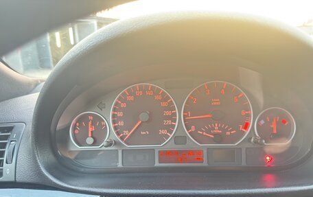 BMW 3 серия, 2003 год, 1 000 000 рублей, 3 фотография