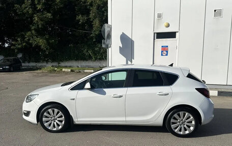 Opel Astra J, 2014 год, 850 000 рублей, 3 фотография