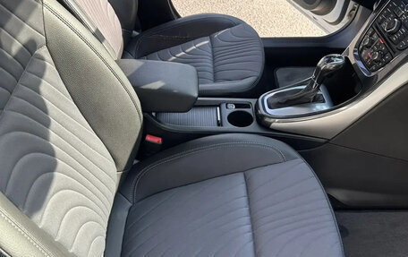 Opel Astra J, 2014 год, 850 000 рублей, 17 фотография