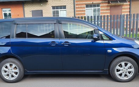 Toyota ISis I, 2013 год, 1 050 000 рублей, 3 фотография