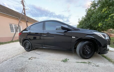 Hyundai Solaris II рестайлинг, 2016 год, 650 000 рублей, 18 фотография