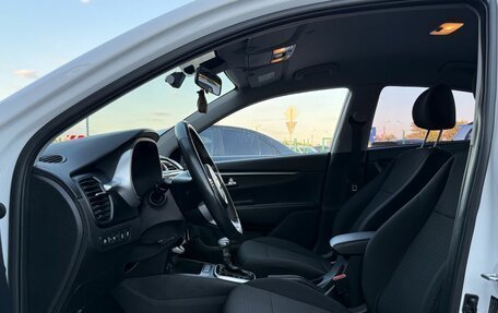 KIA Rio IV, 2021 год, 1 699 000 рублей, 9 фотография