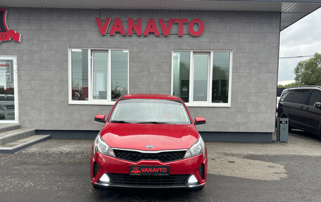 KIA Rio IV, 2021 год, 1 800 000 рублей, 2 фотография
