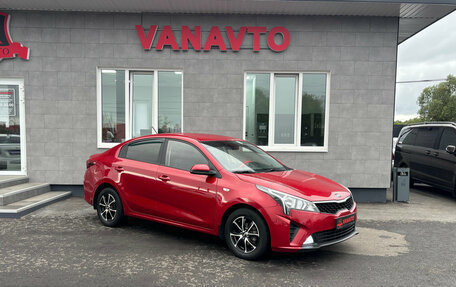 KIA Rio IV, 2021 год, 1 800 000 рублей, 3 фотография