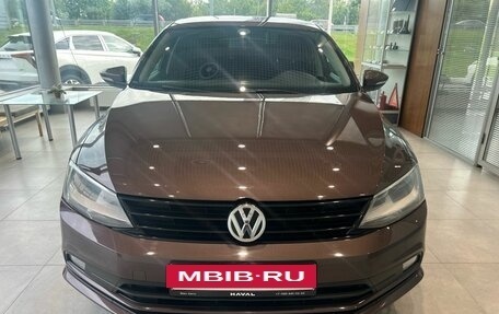 Volkswagen Jetta VI, 2016 год, 899 000 рублей, 2 фотография