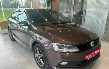 Volkswagen Jetta VI, 2016 год, 899 000 рублей, 3 фотография