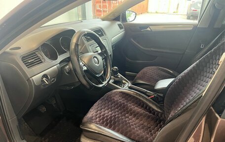 Volkswagen Jetta VI, 2016 год, 899 000 рублей, 12 фотография