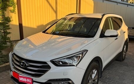 Hyundai Santa Fe III рестайлинг, 2017 год, 2 500 000 рублей, 1 фотография