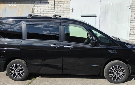 Nissan Serena IV, 2017 год, 1 900 000 рублей, 10 фотография