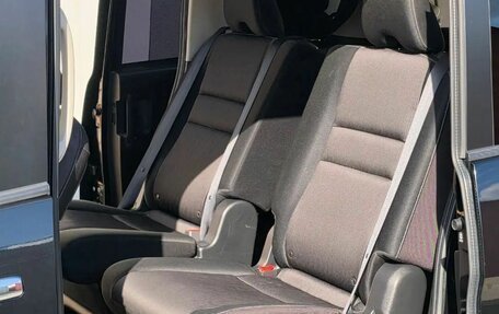 Nissan Serena IV, 2017 год, 1 900 000 рублей, 16 фотография