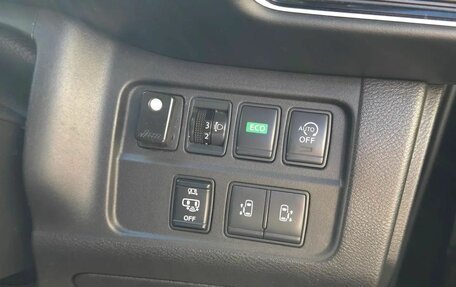 Nissan Serena IV, 2017 год, 1 900 000 рублей, 28 фотография