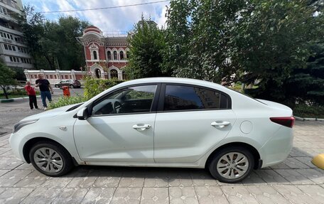 KIA Rio IV, 2017 год, 1 200 000 рублей, 4 фотография