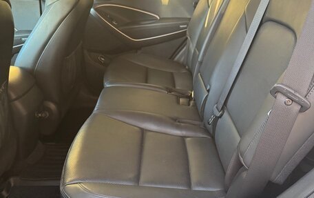 Hyundai Santa Fe III рестайлинг, 2017 год, 2 500 000 рублей, 10 фотография