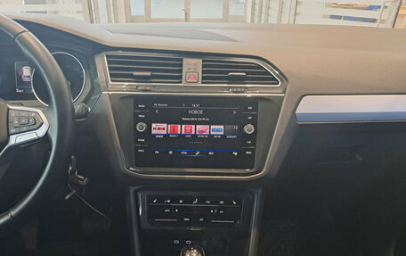 Volkswagen Tiguan II, 2021 год, 2 674 000 рублей, 18 фотография