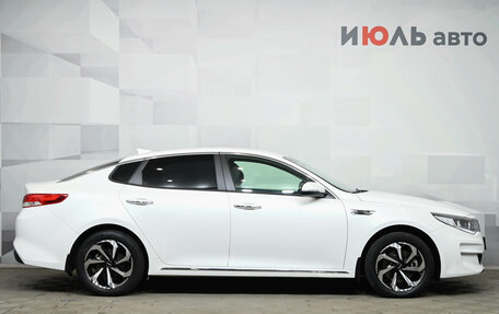 KIA Optima IV, 2018 год, 1 990 000 рублей, 9 фотография