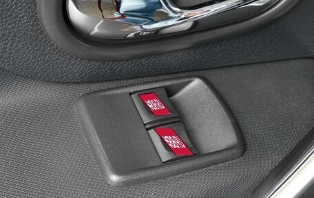 Renault Sandero II рестайлинг, 2018 год, 999 000 рублей, 19 фотография