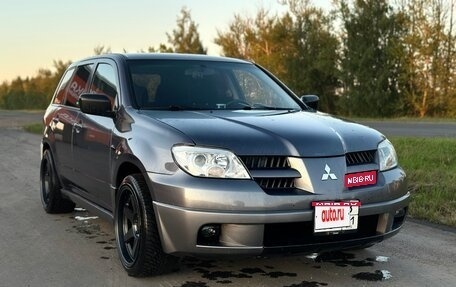 Mitsubishi Outlander III рестайлинг 3, 2004 год, 890 000 рублей, 1 фотография