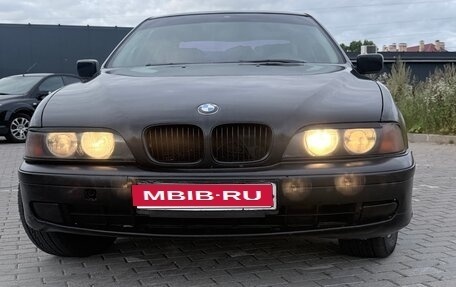 BMW 5 серия, 1996 год, 560 000 рублей, 1 фотография