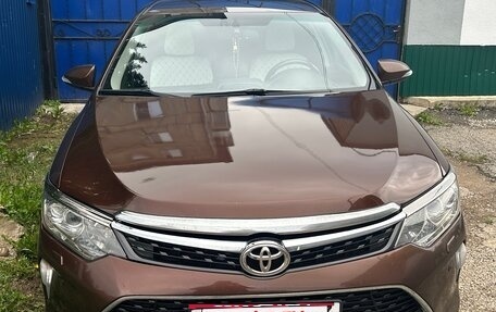 Toyota Camry, 2018 год, 2 100 000 рублей, 1 фотография