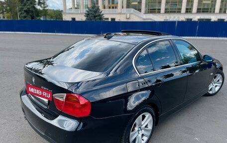 BMW 3 серия, 2005 год, 1 450 000 рублей, 6 фотография