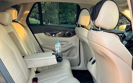 Mercedes-Benz GLC, 2017 год, 2 750 000 рублей, 13 фотография
