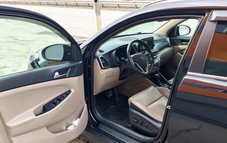 Hyundai Tucson III, 2019 год, 3 000 000 рублей, 13 фотография