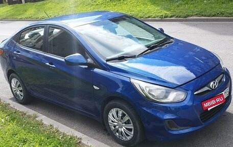 Hyundai Solaris II рестайлинг, 2012 год, 609 000 рублей, 2 фотография