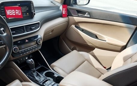 Hyundai Tucson III, 2019 год, 3 000 000 рублей, 10 фотография