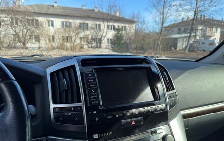 Toyota Land Cruiser 200, 2013 год, 4 150 000 рублей, 4 фотография