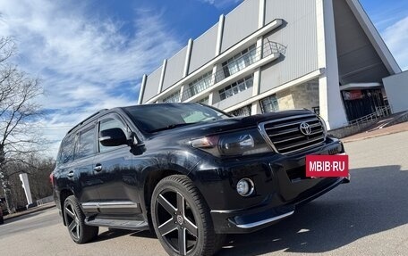 Toyota Land Cruiser 200, 2013 год, 4 150 000 рублей, 10 фотография