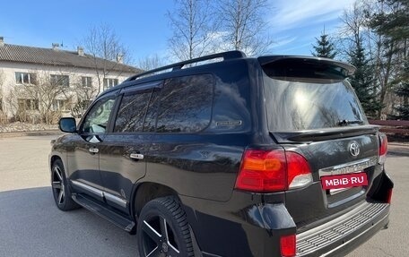 Toyota Land Cruiser 200, 2013 год, 4 150 000 рублей, 21 фотография