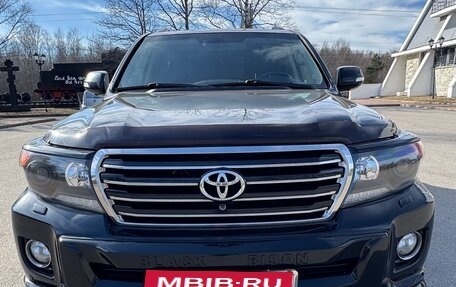 Toyota Land Cruiser 200, 2013 год, 4 150 000 рублей, 25 фотография