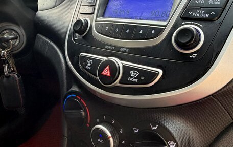 Hyundai Solaris II рестайлинг, 2013 год, 810 000 рублей, 10 фотография