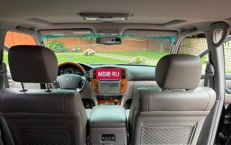 Toyota Land Cruiser 100 рестайлинг 2, 2007 год, 2 550 000 рублей, 5 фотография