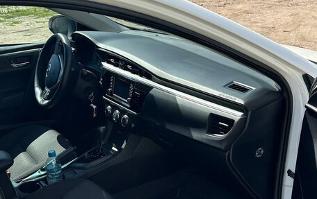 Toyota Corolla, 2013 год, 1 256 000 рублей, 10 фотография