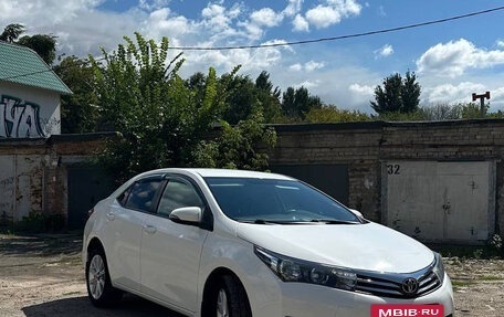 Toyota Corolla, 2013 год, 1 256 000 рублей, 3 фотография