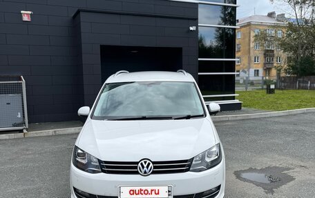 Volkswagen Sharan II, 2011 год, 1 300 000 рублей, 2 фотография