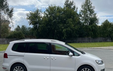 Volkswagen Sharan II, 2011 год, 1 300 000 рублей, 8 фотография