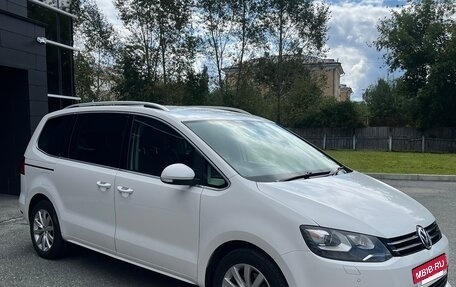 Volkswagen Sharan II, 2011 год, 1 300 000 рублей, 22 фотография