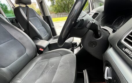 Volkswagen Sharan II, 2011 год, 1 300 000 рублей, 25 фотография