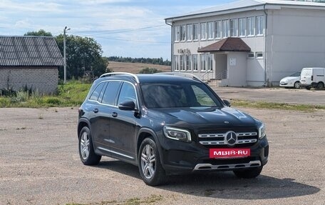Mercedes-Benz GLB, 2019 год, 3 200 000 рублей, 4 фотография